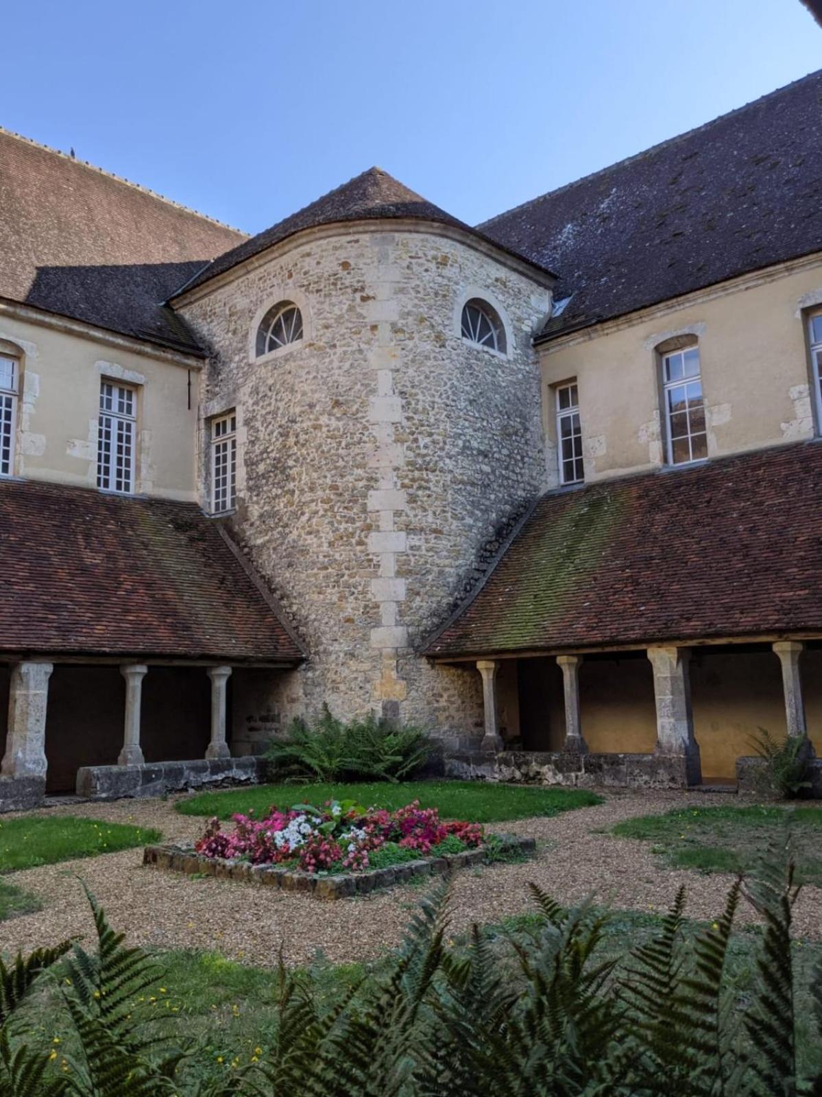 Appartement La Caresse De L'Amarante Mortagne-au-Perche Kültér fotó
